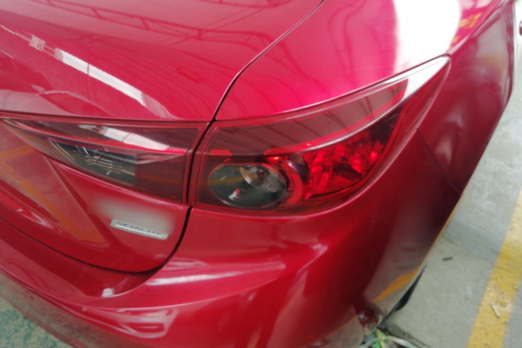 马自达3 昂克赛拉 2016款 三厢 1.5L 自动舒适型车身外观9