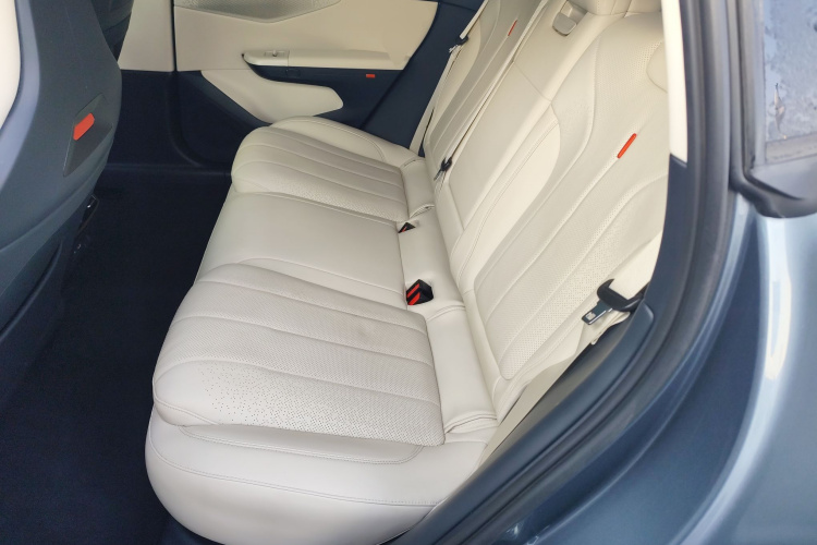 领克07 2024款 EM-P 126长续航 Ultra中控内饰21