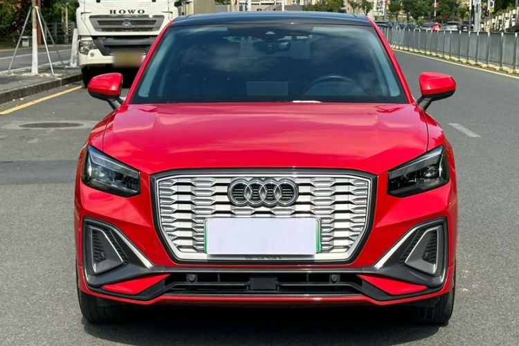 奥迪Q2L e-tron 2022款 Q2L e-tron 纯电智享型车身外观6003