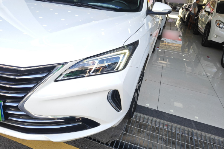 长安 逸动 2018款 XT 1.6L GDI 手动风潮型 国V局部细节36