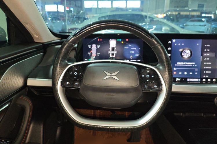 小鹏P7 2020款 586N中控内饰13