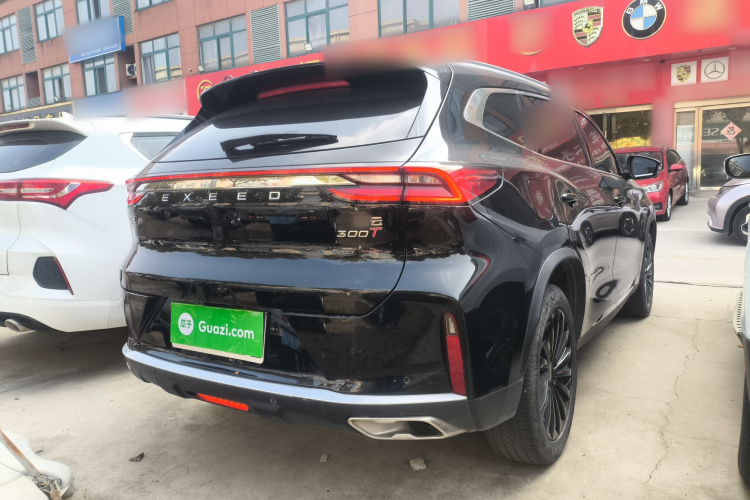 星途凌云 2023款 300T 两驱星耀版车身外观7