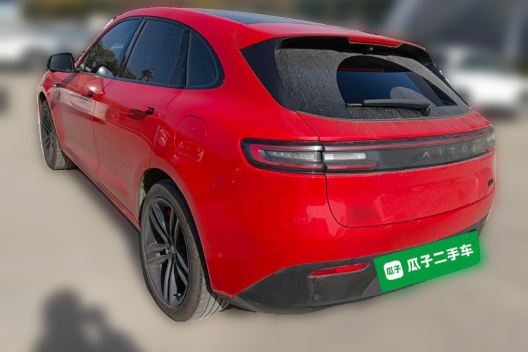 鸿蒙智行 问界M5 2024款 增程 Max RS 四驱高阶智驾版车身外观5