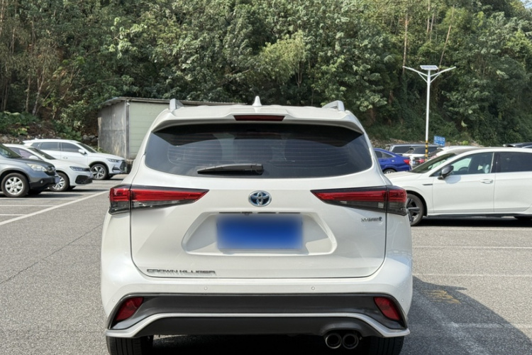丰田 皇冠陆放 2022款 2.5L HEV两驱精英版车身外观6008