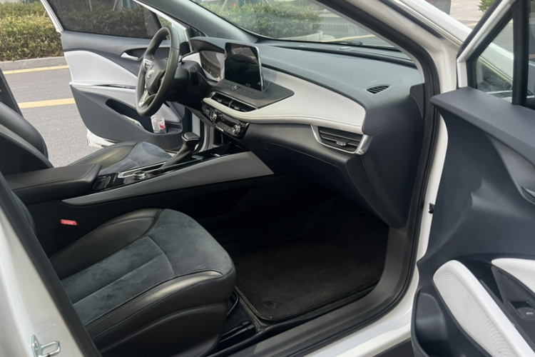 别克 微蓝6 2020款 互联智享型 PLUS中控内饰7005