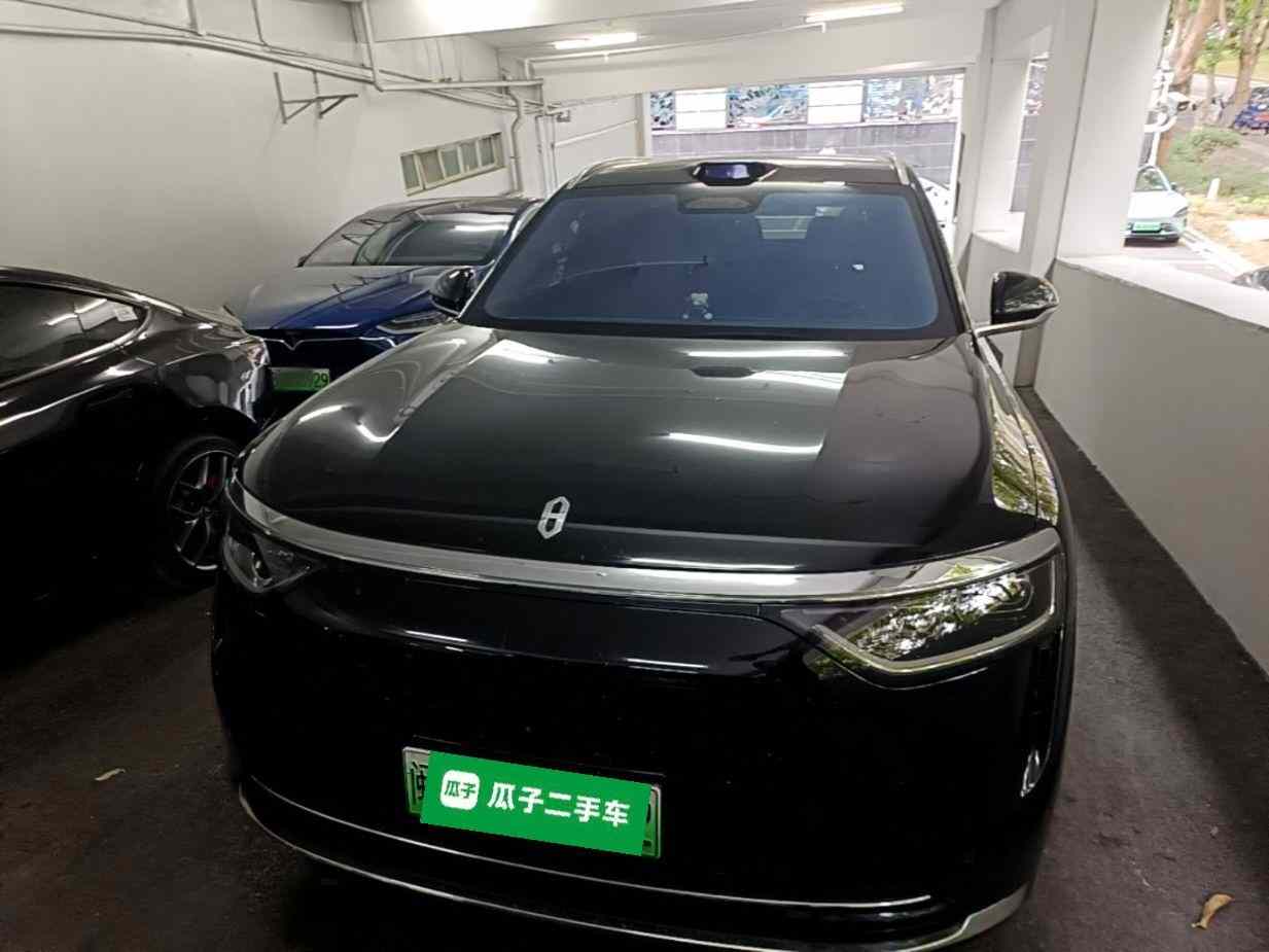鸿蒙智行 问界M8 2025款 增程 Max+版 53.4kWh 6座版 (192线激光雷达）(1)