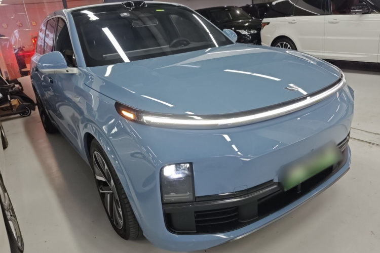 理想汽车 理想L9 2022款 Max车身外观3