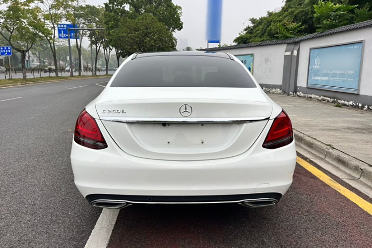 奔驰C级 2019款 改款 C 260 L车身外观6004