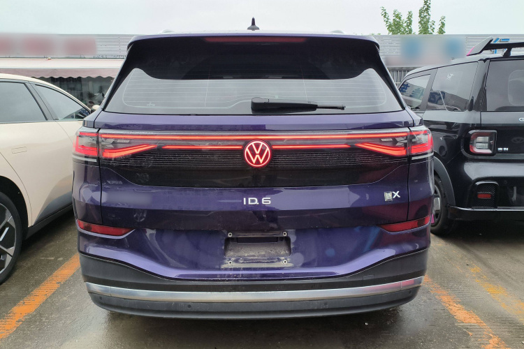 大众 ID.6 X 2021款 Pro 极智长续航版车身外观6