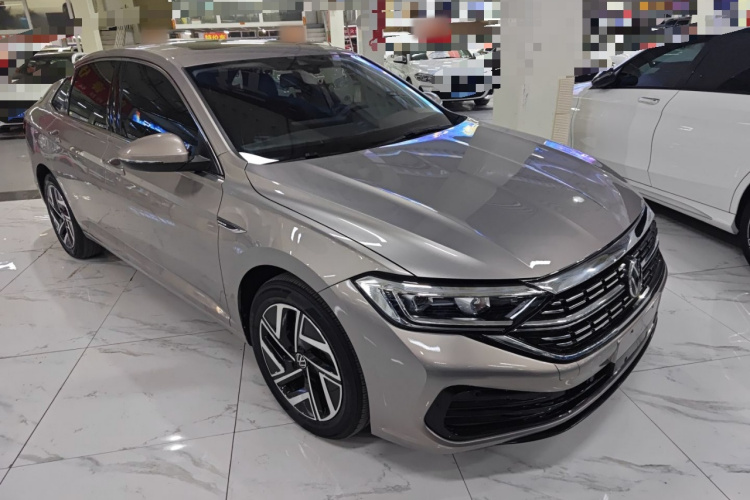 大众 速腾 2023款 300TSI DSG超越版车身外观3