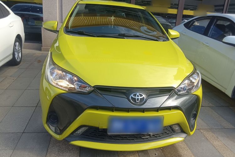 丰田 YARiS L 致炫 2016款 改款 1.5E CVT魅动版车身外观2