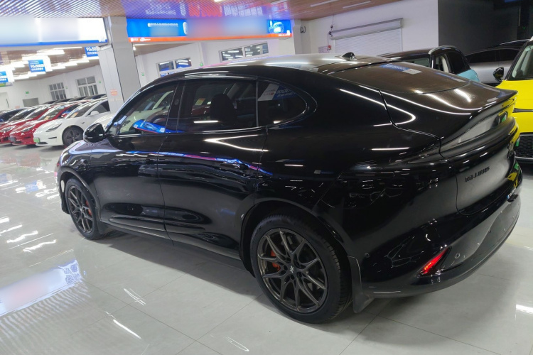 智己汽车 智己LS6 2023款 Max 长续航版车身外观4