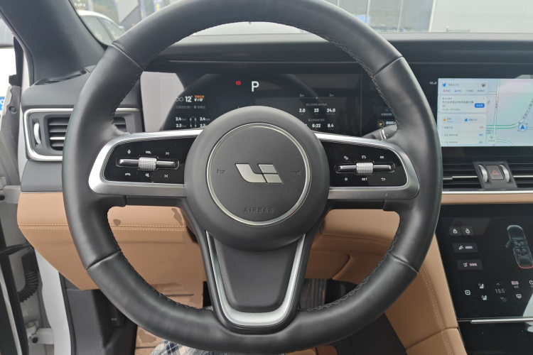 理想汽车 理想ONE 2021款 增程6座版中控内饰13