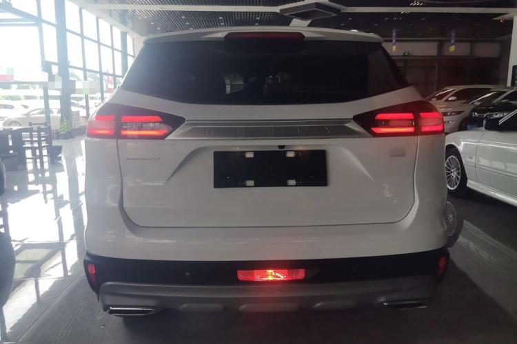 吉利汽车 博越 2021款 百万款 1.8TD DCT两驱豪华型车身外观6