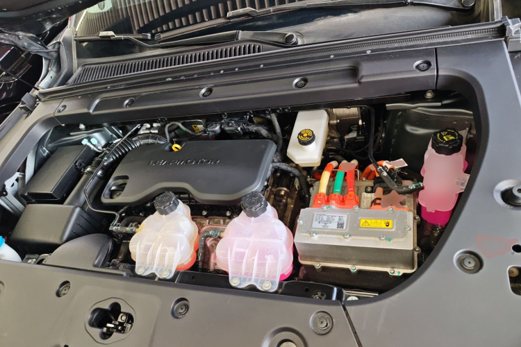 零跑汽车 零跑C16 2024款 增程 200尊享版机舱底盘24