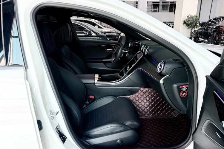 奔驰C级 2022款 改款 C 260 L 运动版局部细节9003