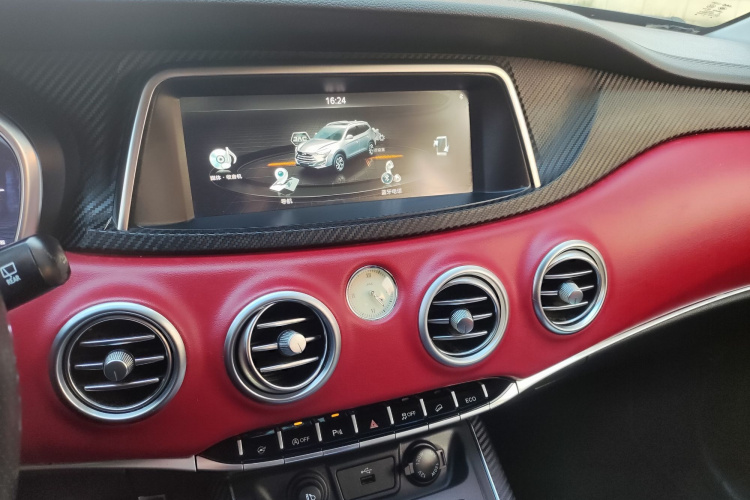 江汽集团 瑞风S7 2017款 2.0T 自动豪华型中控内饰7008