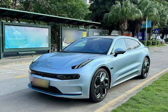 极氪001 2022款 超长续航双电机 YOU版