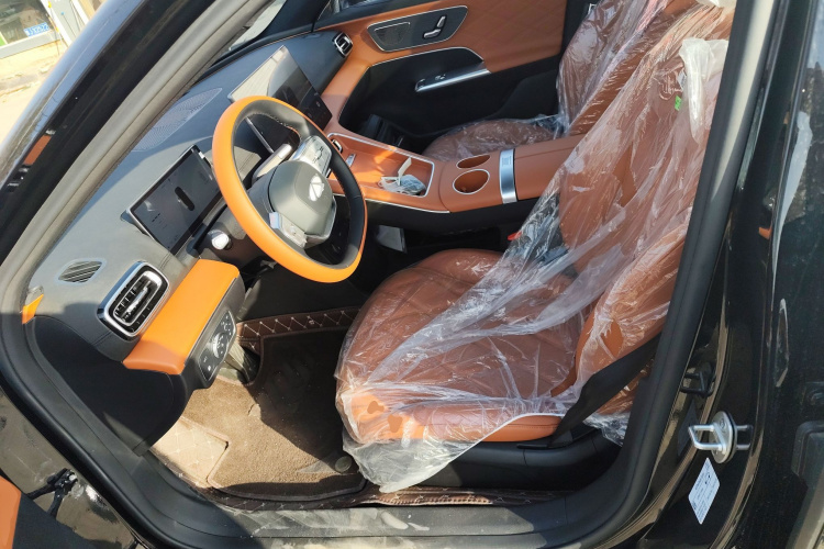 奇瑞风云 风云A9L 2025款 260超长续航豪华版中控内饰19