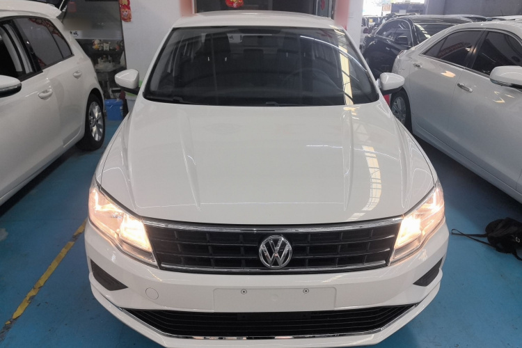 大众 捷达 2017款 1.5L 手动时尚型车身外观2