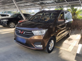 五菱汽车 五菱宏光 2018款 1.5L S舒适型L2B