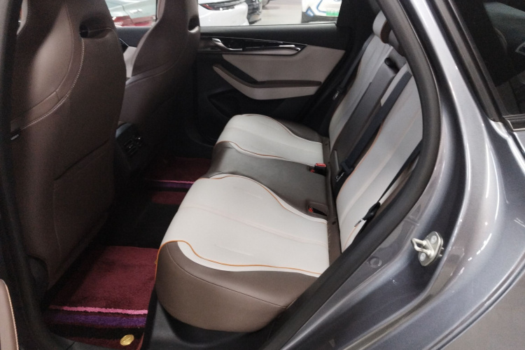 比亚迪 秦PLUS 2023款 冠军版 EV 510KM卓越型中控内饰21