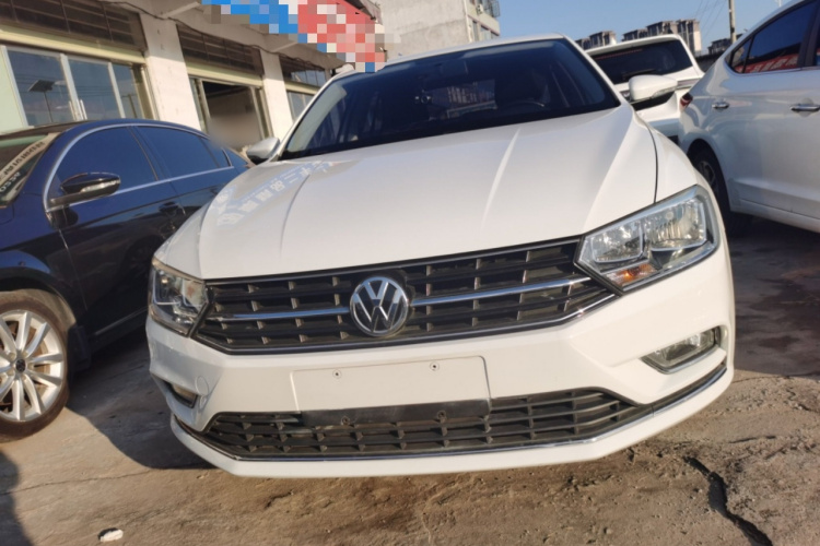 大众 宝来 2017款 1.6L 自动舒适型车身外观2