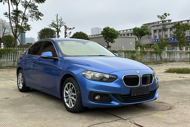 宝马1系 2017款 118i 时尚型车身外观6003