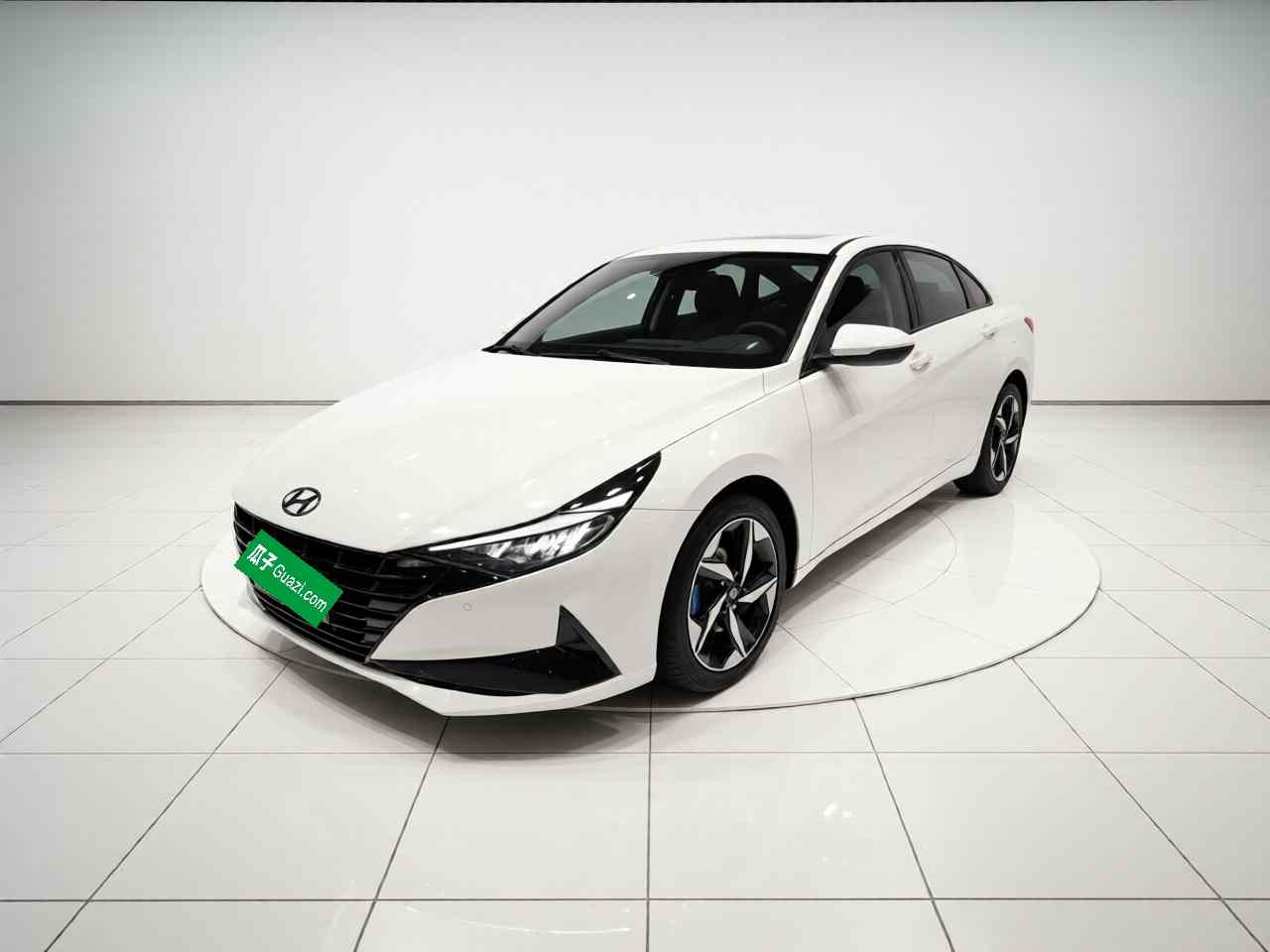 现代 伊兰特 2022款 1.5L CVT GLX精英版(2)