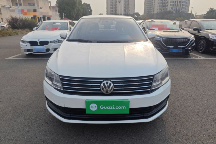 大众 朗逸 2017款 1.6L 手动风尚版车身外观2