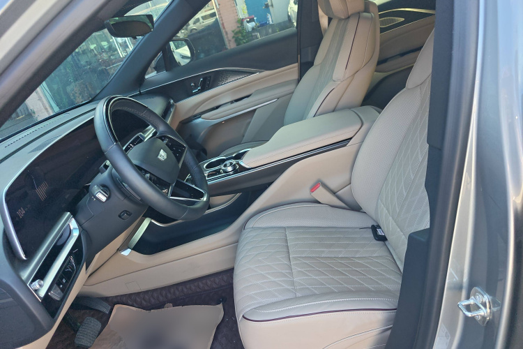 凯迪拉克 IQ锐歌 2022款 后驱长续航尊贵版局部细节19