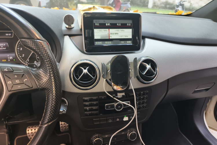 奔驰B级 2012款 B 200局部细节16