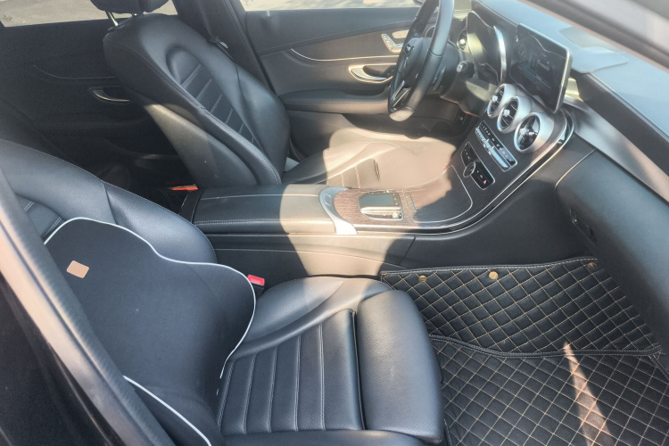 奔驰C级 2019款 C 260 L局部细节41