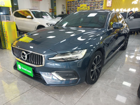 沃尔沃S60 2021款 T4 智逸豪华版