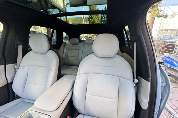 蔚来ES6 2023款 75kWh中控内饰7009