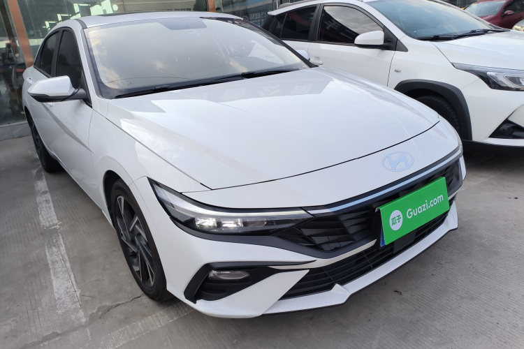现代 伊兰特 2023款 1.5L CVT GLX精英版车身外观6002