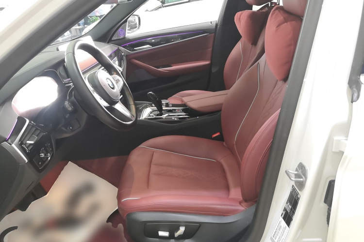 宝马5系 2022款 改款二 525Li M运动套装中控内饰19