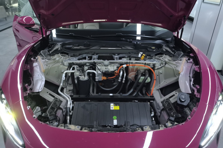 小米汽车 小米SU7 2024款 后驱长续航智驾版机舱底盘24