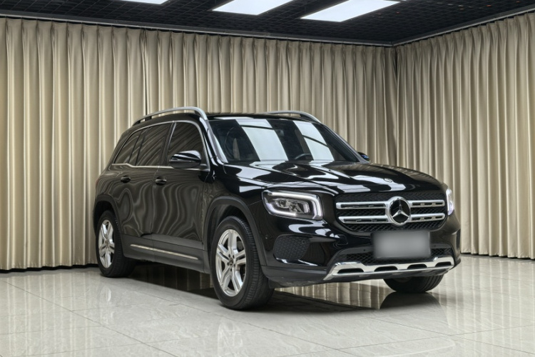 奔驰GLB 2021款 GLB 200 动感型车身外观6001