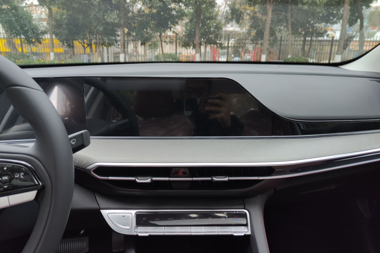 长安 逸动 2025款 PLUS 1.4T 双离合高能版局部细节16