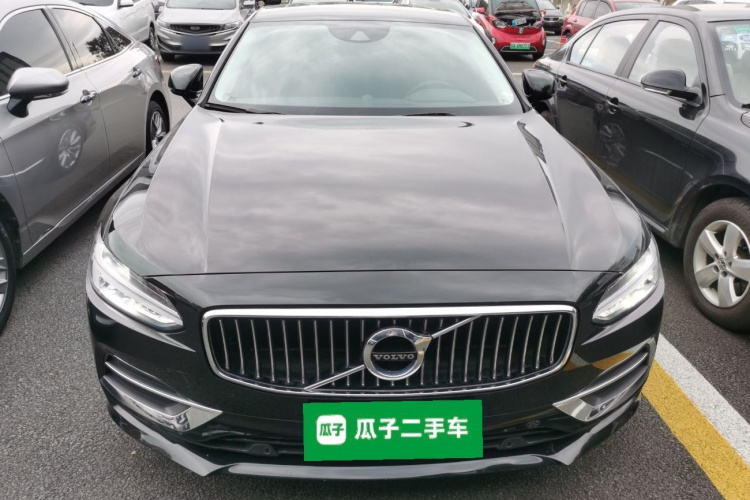 沃尔沃S90 2020款 改款 T5 智逸豪华版车身外观2