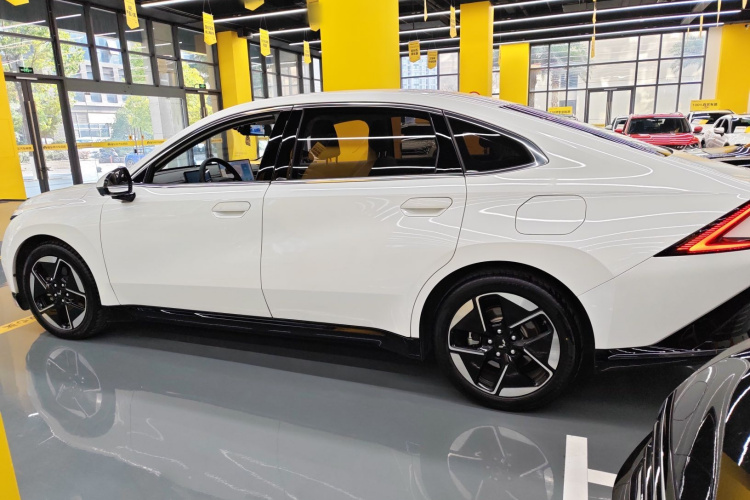 五菱汽车 五菱星光 2023款 150 进阶版车身外观4