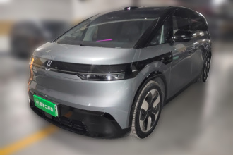 极氪MIX 2025款 长续航智驾版