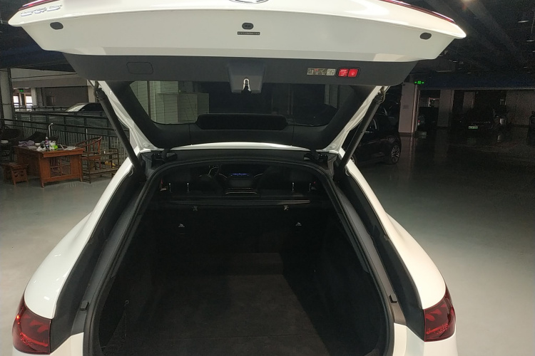 奔驰EQS 2022款 改款 450+ 先锋版局部细节23