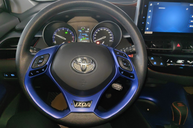 丰田 奕泽IZOA 2021款 2.0L 奕享版中控内饰13