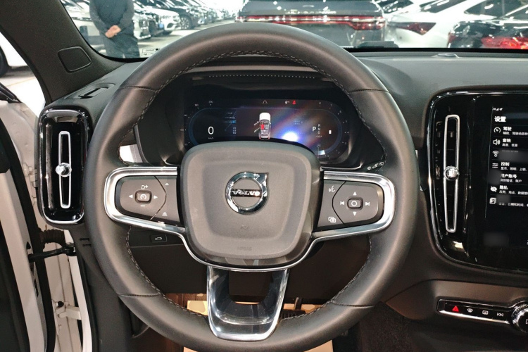 沃尔沃XC40 2023款 B3 智行时尚版局部细节13