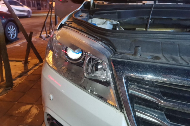 哈弗H6 2015款 运动版 1.5T 自动两驱豪华型车身外观8