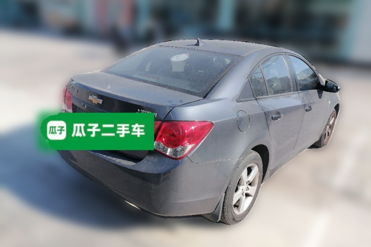 雪佛兰 科鲁兹 2013款 1.8L SE AT车身外观7