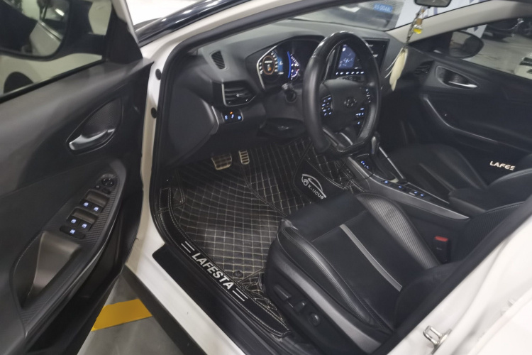 现代 菲斯塔 2019款 280TGDi 智速版 国VI中控内饰7003