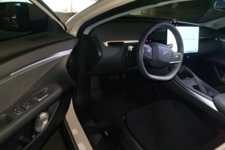 小鹏MONA M03 2024款 620 超长续航中控内饰7003